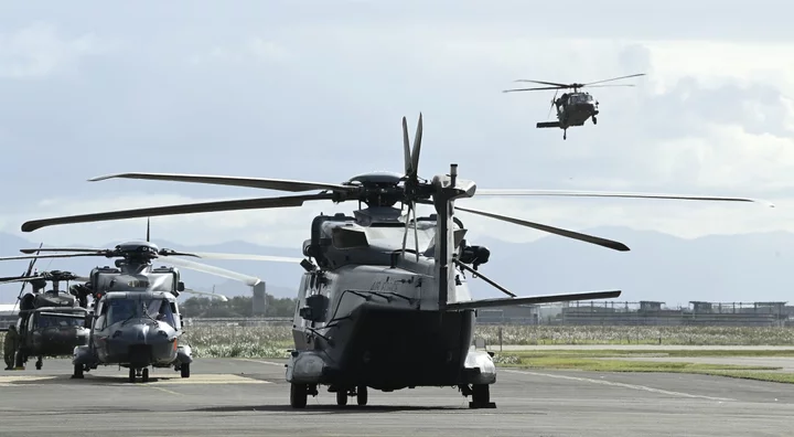 US-Australia Defense Exercise Resumes as Helicopter Debris Found