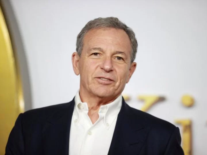 Disney extends CEO Bob Iger's contract through 2026