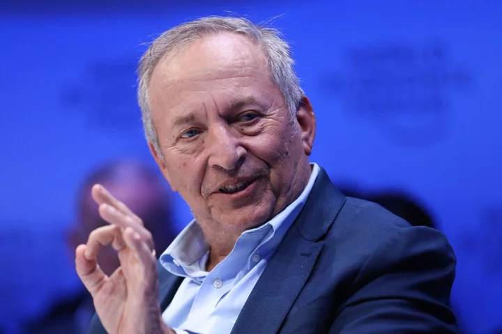 Larry Summers Says OpenAI Technology ‘Extraordinarily Important’