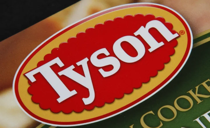Tyson Foods moves to 2Q loss, weighed down by charges