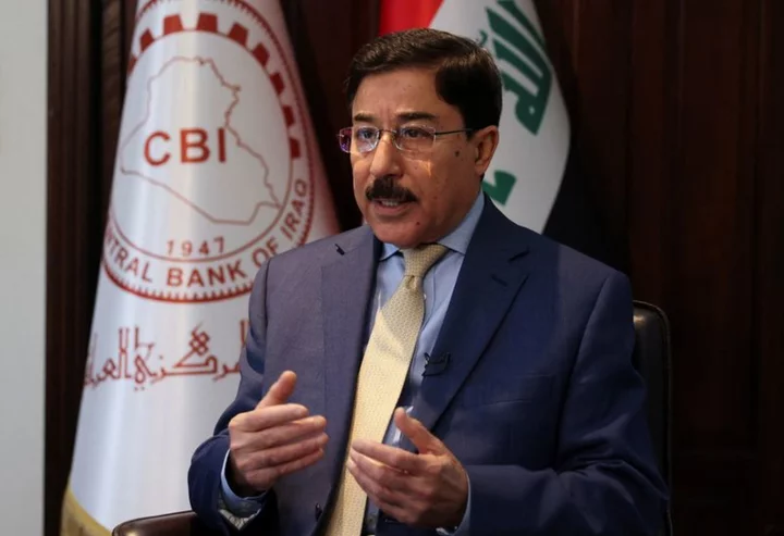Iraq set in 'battle' against dollar smugglers, central bank governor says