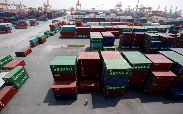 Vietnam August exports slide, but factory output improves