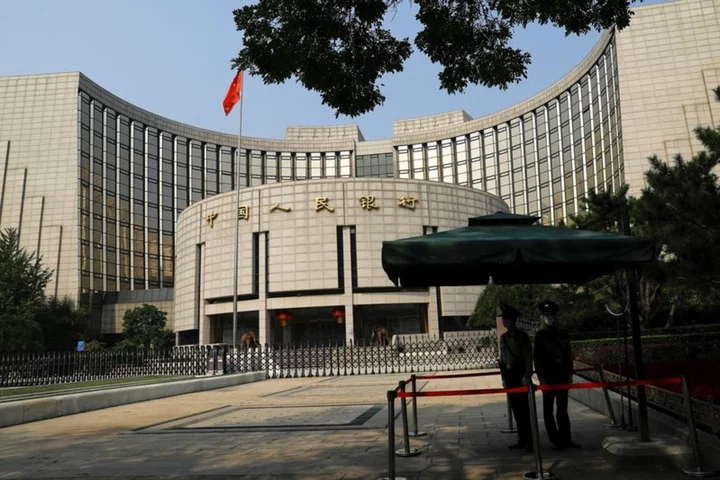 China's money market shows signs of liquidity tightness towards month-end