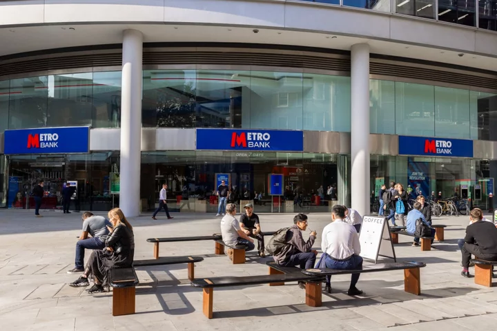 Santander UK Approached on Possible Metro Bank Bid, Sky Says