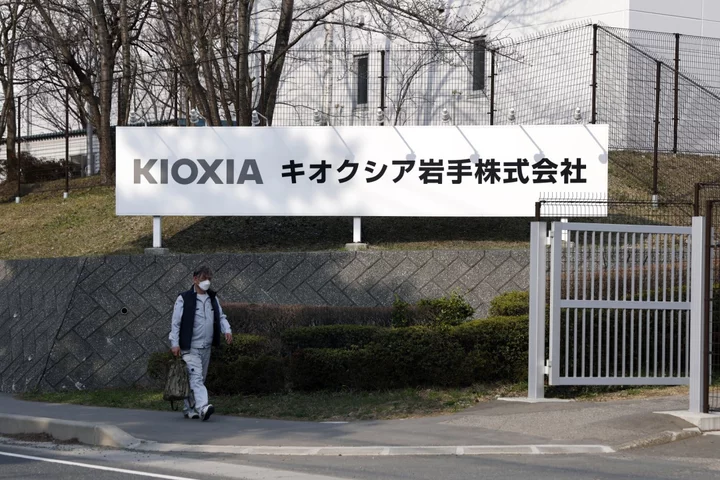 Western Digital and Japan’s Kioxia Seek to Reach Merger Deal by August