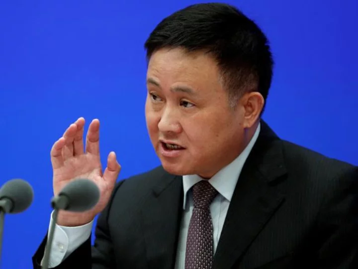 China's new central bank governor faces daunting tasks